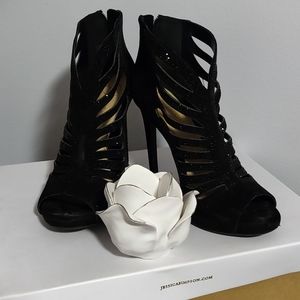 Black Royal Stin Heels